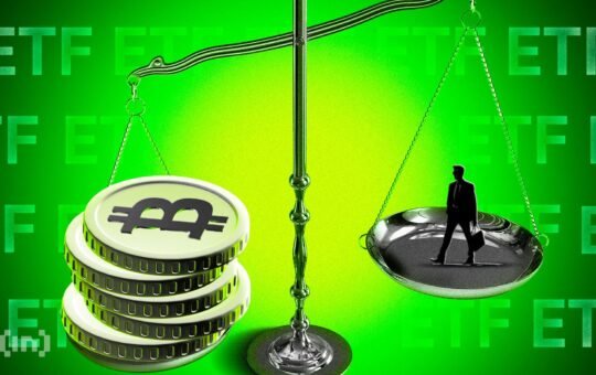 Are Gold Investors Turning to Bitcoin? Analyzing ETF Market Trends